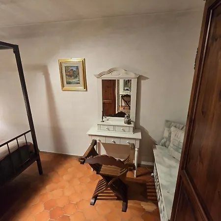 Holiday home Tuscan Creative Retreat & Views Massarosa