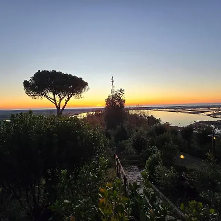 בית נופש Tuscan Creative Retreat & Views